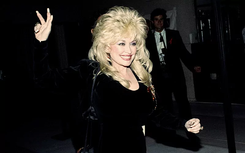 Dolly Parton in 1990