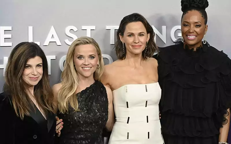 Laura Dave, Reese Witherspoon, Jennifer Garner and Aisha Tyler at the premiere for The Last Thing He Told Me