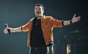 Billy Joel, Lionel Richie, and Sheryl Crow Rock Atlanta During 2022 ATLive Concert
