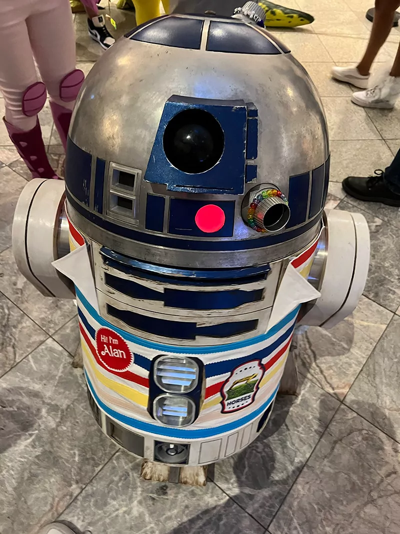 Alan R2-D2