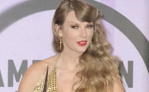 Taylor Swift’s Net Worth in 2023: The Astonishing Breakdown of Her Massive Income