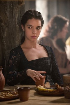 Pictured: Adelaide Kane as Mary, Queen of Scotland and France Photo Credit: Christos Kalohoridis/The CW
