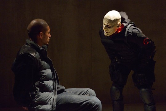 Pictured: (L-R) Miguel Gomez as Gus Elizade, Stephen McHattie as Quinlan Photo Credit: Michael Gibson/FX