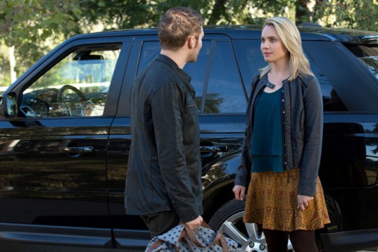 Pictured: (L-R) Joseph Morgan as Klaus and Leah Pipes as Cami Photo Credit: Bob Mahoney/ The CW