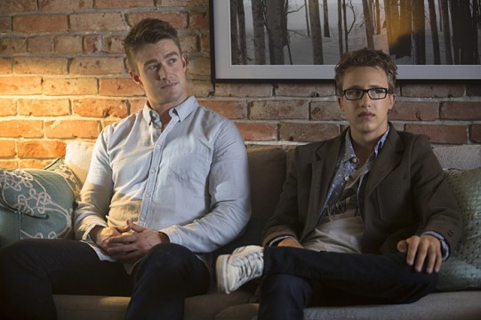 Pictured: (L-R) Robert Buckley as Major Lilywhite and Nick Purcha as Evan Moore Photo Credit: Katie Yu/ The CW
