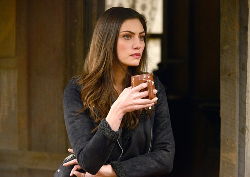 Pictured: Phoebe Tonkin as Hayley Photo Credit: Guy D'Alema/The CW