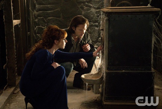 Pictured: (L-R) Ruth Connell as Rowena and Jared Padalecki as Sam Photo Credit: Liane Hentscher/ The CW