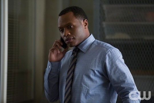Pictured: Malcolm Goodwin as Clive Babineaux -- Photo: Katie Yu /The CW