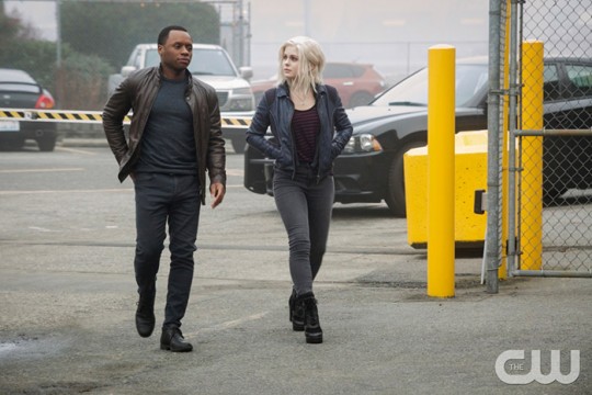 Pictured (L-R): Malcolm Goodwin as Clive Babineaux and Rose McIver as Olivia "Liv" Moore -- Photo: Liane Hentscher/The CW