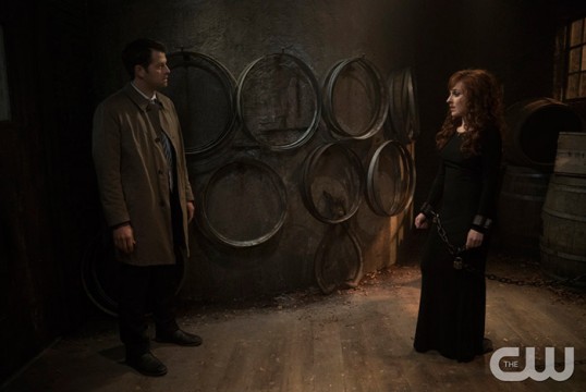 Pictured: Misha Collins as Castiel and Ruth Connell as Rowena Photo Credit: Katie Yu/ The CW