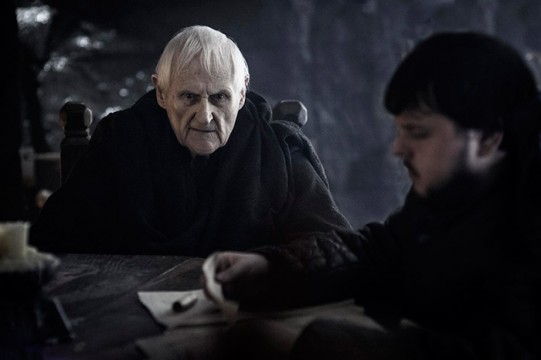Pictured: Peter Vaughn as Maester Aemon and John Bradley as Samwell Tarley Photo Credit: Helen Sloan/ HBO