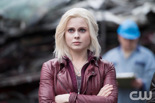 Pictured (L-R): Rose McIver as Olivia "Liv" Moore -- Photo: Diyah Pera/The CW