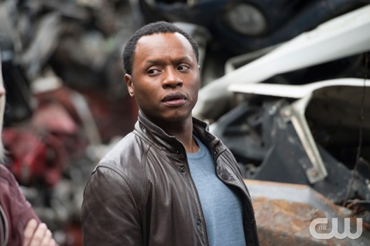 Pictured (L-R): Malcolm Goodwin as Clive Babineaux -- Photo: Diyah Pera/The CW