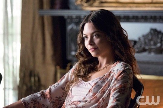 Pictured: Scarlett Byrne as Nora Photo: Bob Mahoney/The CW