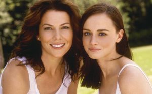 Possible Set Photos from Netflix’s ‘Gilmore Girls’ Revival Surface