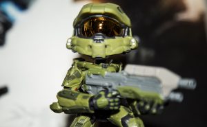 Halo – Master Chief Looks Good as a 6” Vinyl Figure from JINX