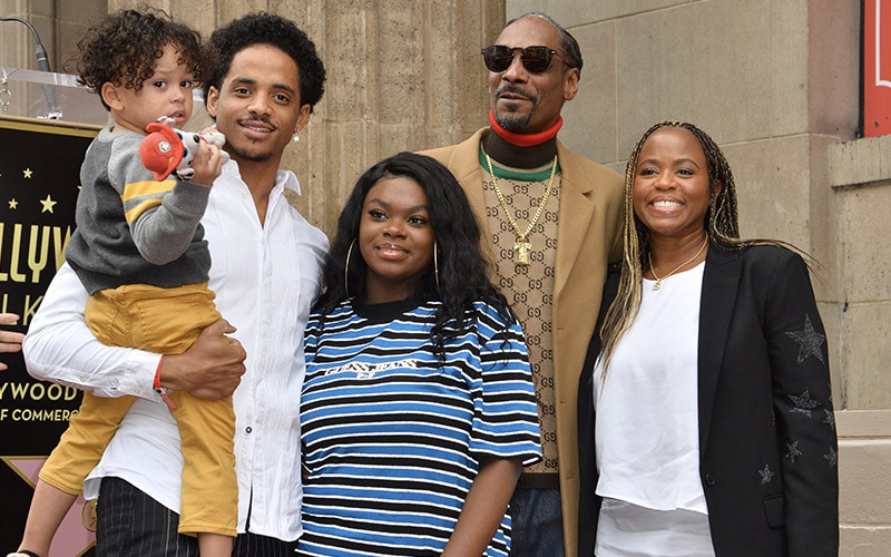 Snoop Dogg, Shante Taylor & family at the Hollywood Walk of Fame Star Ceremony