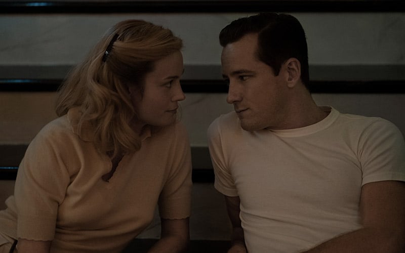 Brie Larson and Lewis Pullman in Lessons in Chemistry